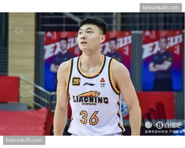 鄢手骐贡献3次抢断，辽宁后卫线轮换施压造成山东15次传球失误